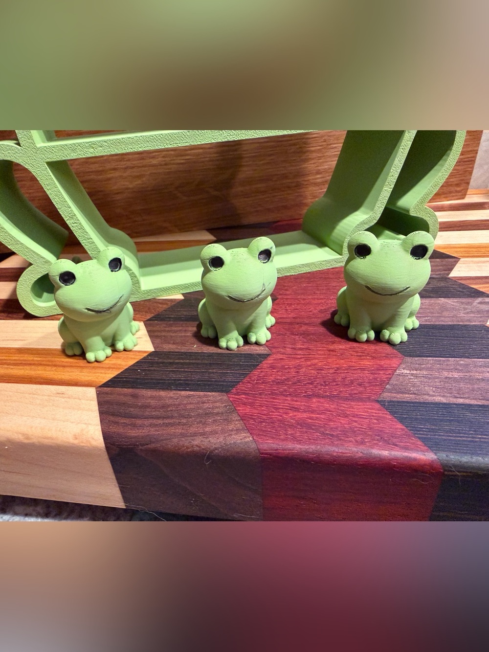 Froggie 3d printed set of 4 shelf sitters!